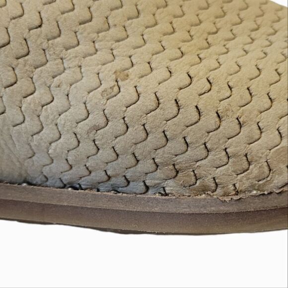 Lucky Brand Toupe Leather Perferated Buckle Cutout Zip Ankle Boots Size 8.5 - Picture 11 of 11